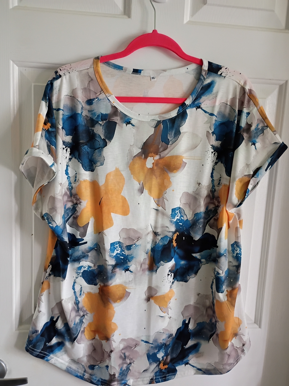 Women’s Floral Print Short Sleeve Top in White, Navy & Mustard